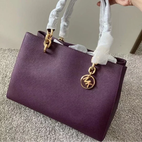 Michael Kors medium size Cynthia satchel bag NWT
